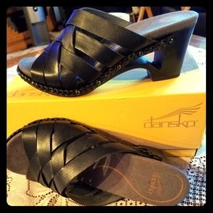 Dansko Sandles
